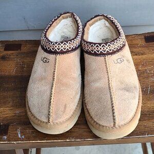 UGG Tasman chestnut Suede Slippers with Shearling No Size Tag (Probably a 7)